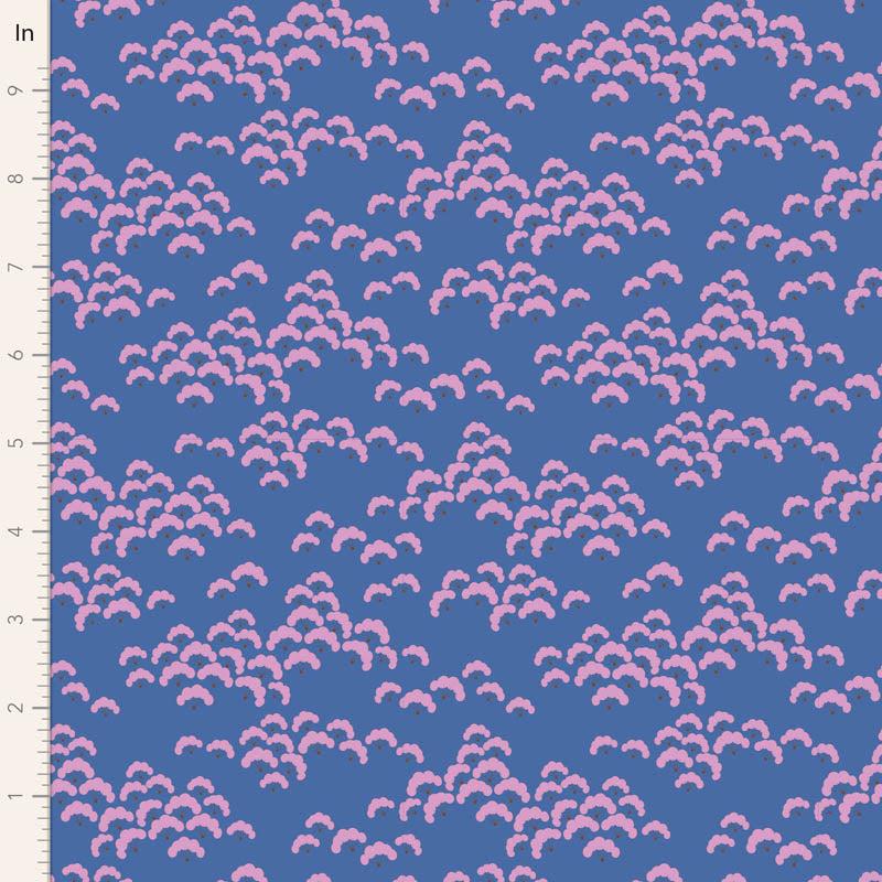 Tilda Bloomsville Cottonbloom Blueberry puuvillakangas, värikäs kukkakuosi kesäisiin käsitöihin.