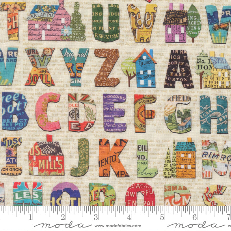 Cathe Holdenin Paper Hamlet kokoelman Alphabet Paper -puuvillakangas, vintage-tyylinen printti, jossa on kirjainkuvioita.