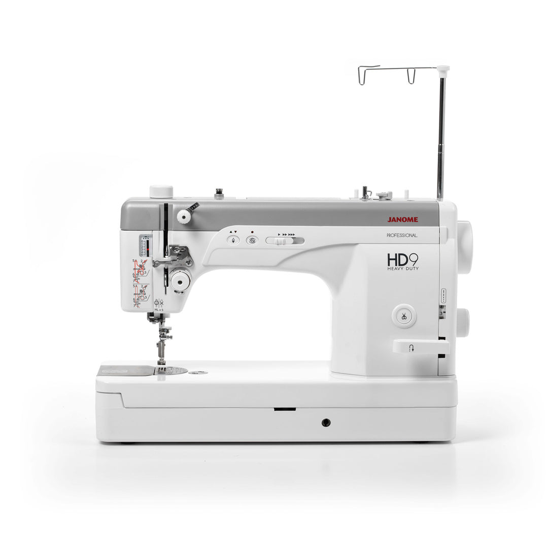 Janome HD9 Professional -suoraommelkone, nopea ja tehokas ompelukone suurille projekteille.