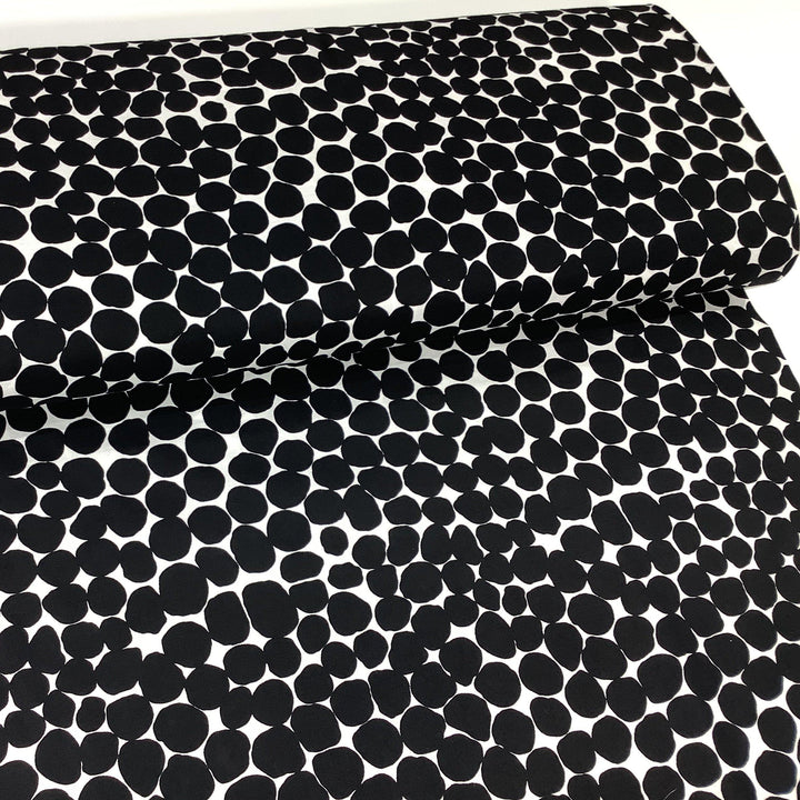 Kaffe Fassett Collective - Jumble Black PWBM053.BLACK puuvillakangas