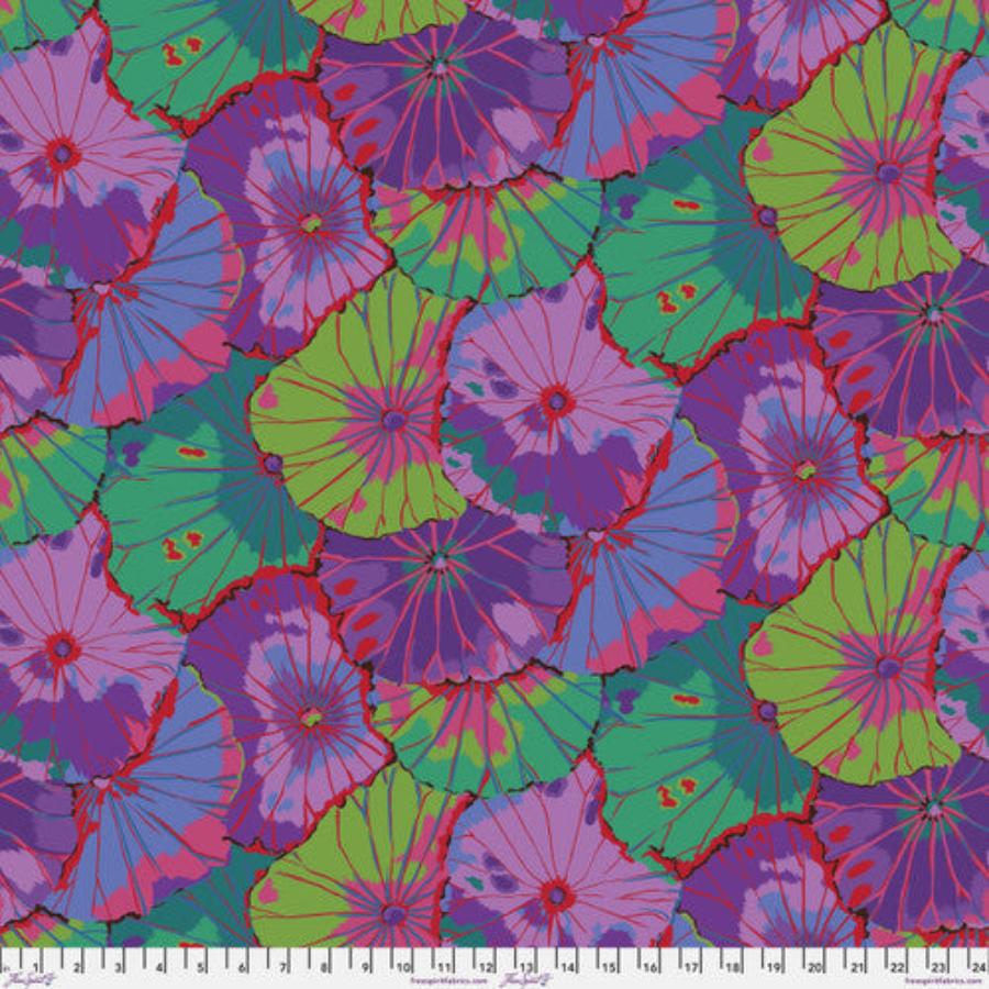 Kaffe Fassett Collectiven leveä tilkkutöiden taustakangas, Lotus Leaves Purple puuvillasatiinikangas