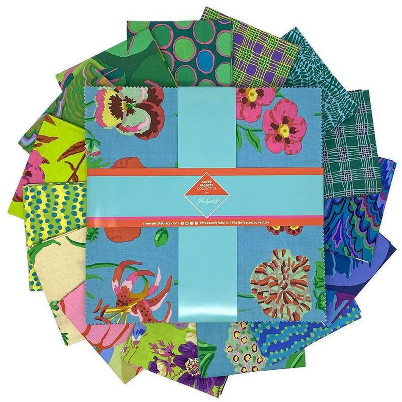 Kaffe Fassett Collctiven Spring 2025 kokoelmasta herkulliset 10 tuuman neliöt, kylmänsävyiset