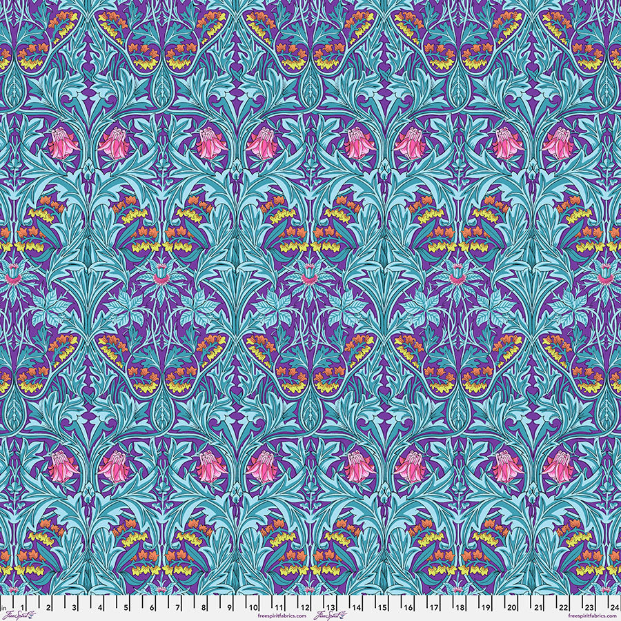 Kaffe X Morris&Co. - Bluebell Purple PWKW004.PURPLE puuvillakangas, jossa yhdistyvät William Morrisin ikoniset kuviot ja Kaffe Fassettin rohkeat värit.