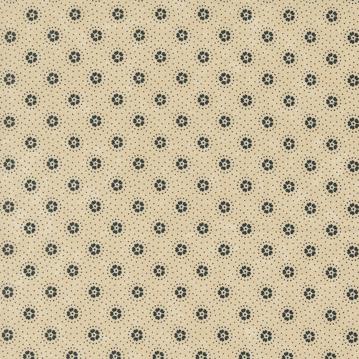 Kansas Troubles Quilters - Blackbird's Nest Daisies and Dots Tan puuvillakangas, jossa mustia kukkakuvioita ja pieniä pilkkuja beesin pohjalla.