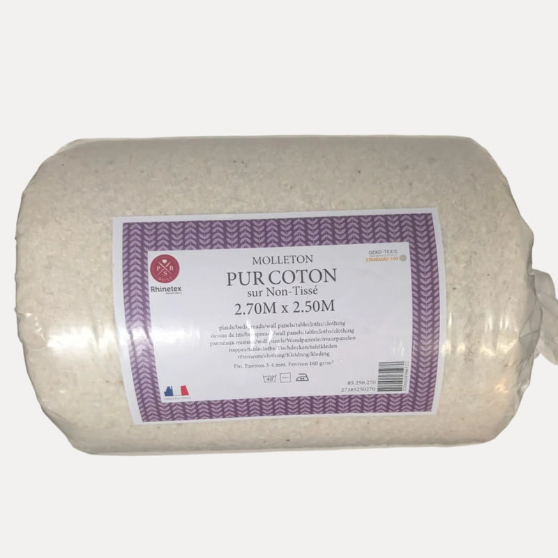 Pur Coton -puuvillavanute kuitukankaalla, 2,70 x 2,50 m, n. 160 g/m² – tilkkutöihin, peitteisiin ja seinäpaneeleihin