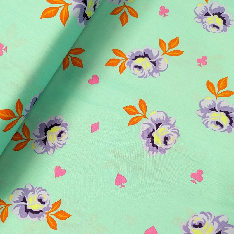 Tula Pink, CuriouserCuriouser Big Buds QBTP006DAYDREAM leveä puuvillasatiini takakangas