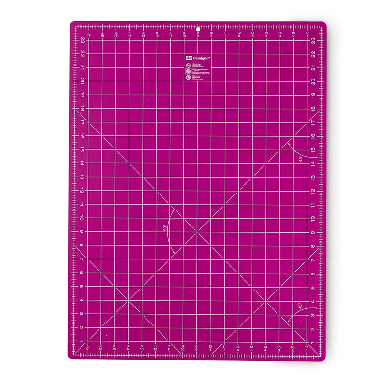 Omnigrid leikkuualusta 60×45 cm magenta – suuri itsekorjautuva leikkuualusta sentti- ja tuumamitoilla tilkkuiluun ja ompeluun.