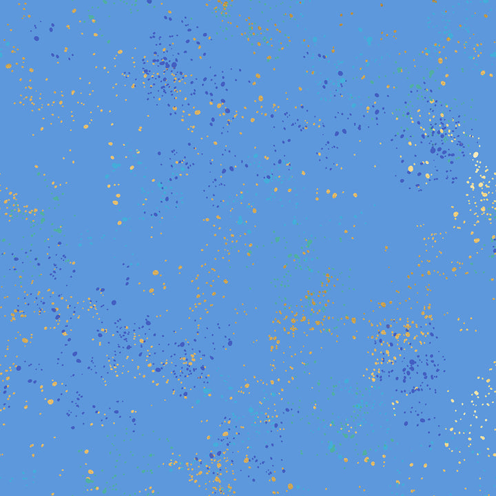 Ruby Star Society - Speckled RS5027-127M Lindley Blue metaillinen puuvillakangas maaliroiske-tekstuurilla, suunniteltu Rashida Coleman-Halen toimesta.