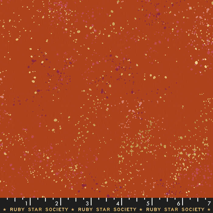 Ruby Star Society - Speckled RS5027-64M Cayenne metallinen puuvillakangas maaliroiske-tekstuurilla, suunniteltu Rashida Coleman-Halen toimesta.