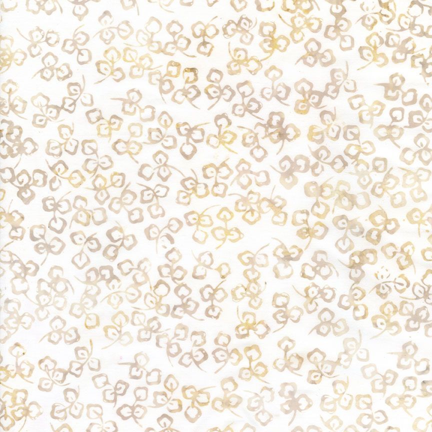 Tonga Batiks Pansy Small Cotton Buds Almond B1519 puuvillakangas batiikki, valkoisella pohjalla.