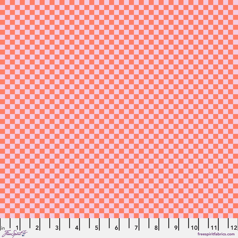 Check Please Lunar: Tula Pinkin Untamed -kokoelman puuvillakangas neonkorostuksilla ja geometrisilla kuvioilla.