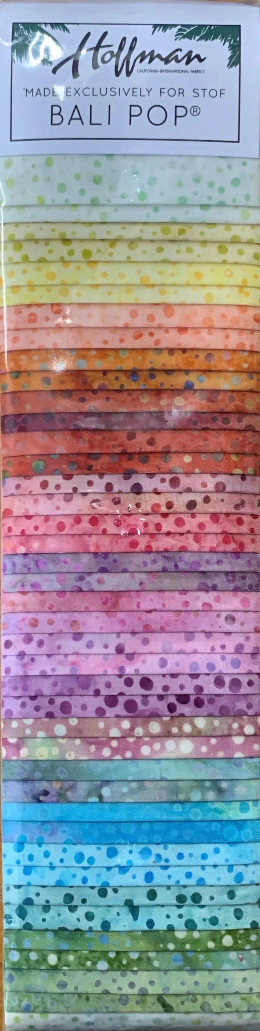 Bali Pops Pastel kaitalerulla, pastellinsävyisiä Bali Dots -batiikkikaitaleita, 40 palaa 100% puuvillakangasta.