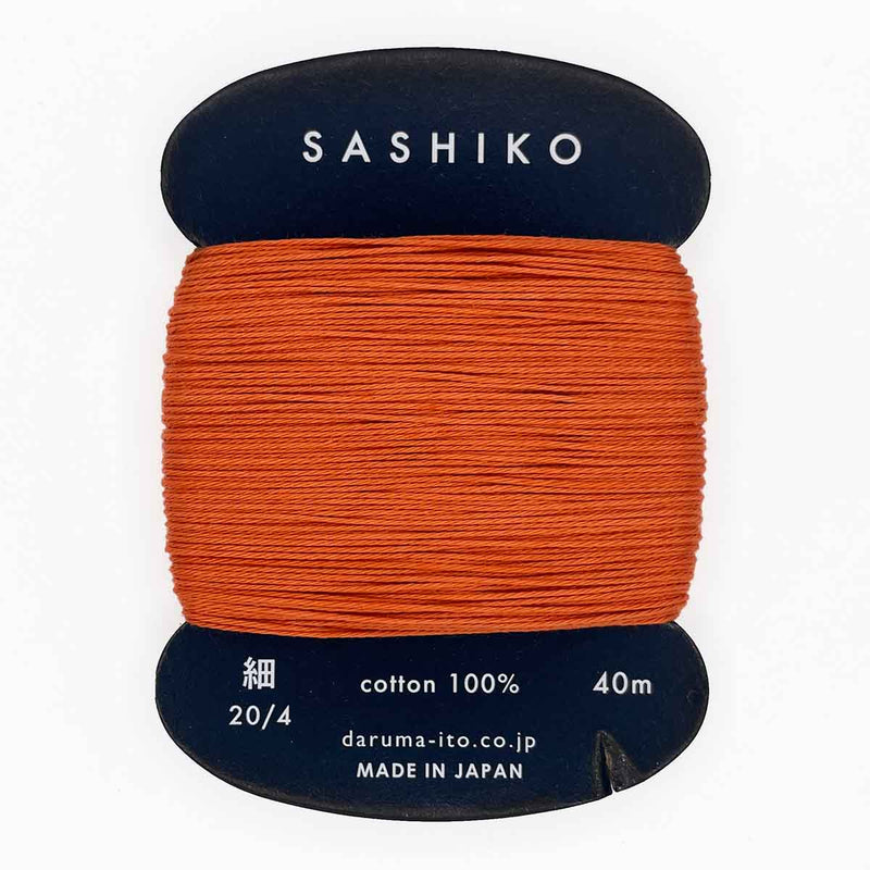 DARUMA Sashiko-kirjontalanka kortilla – Oranssi #214, 40m japanilainen puuvillalanka