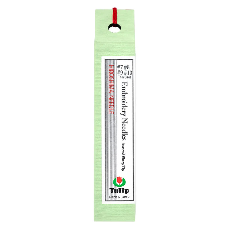 Tulip Hiroshima Embroidery Needles Thin -pakkaus, 8 paksua kirjonta- ja käsinneulaa neljässä koossa.