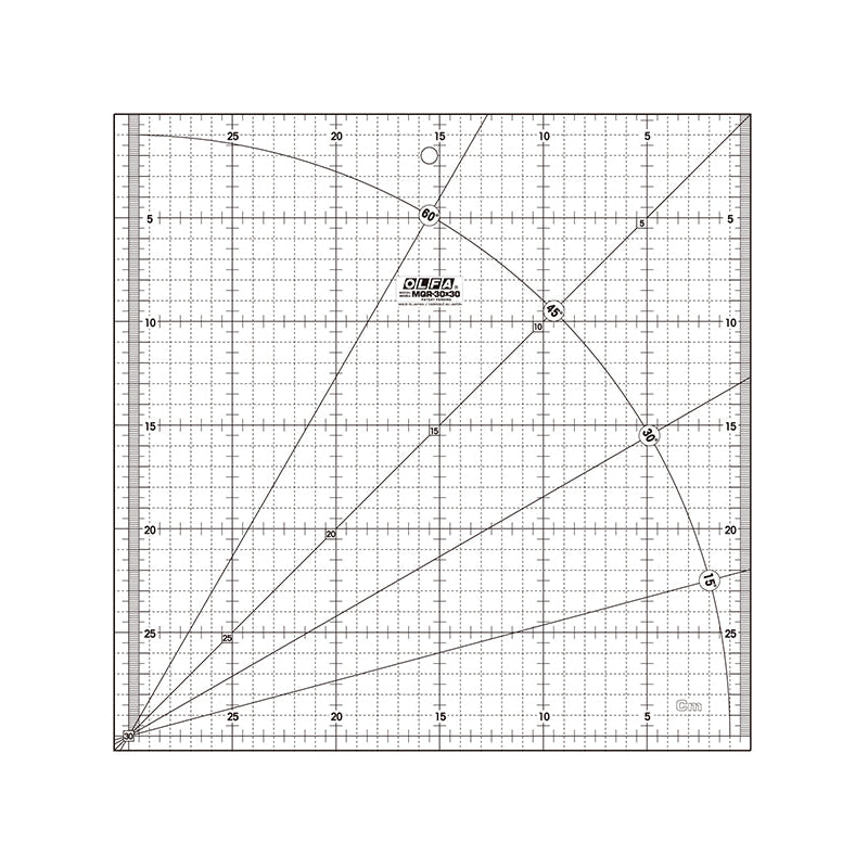 Olfa MQR-30x30 mattapintainen tilkkutyöviivain, 30x30 cm, 30/45/60° kulmaviivat