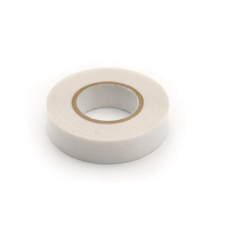 Clover 9505 kaksipuolinen harsintateippi – 12 mm leveä ja 7 m pitkä, sopii kankaalle, paperille ja muoville, ompeluun ilman neuloja.