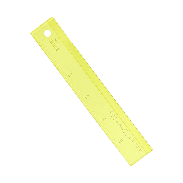 Add-A-Quarter -viivain (1" x 6") paper piecing -tekniikkaan – lisää tarkasti 1/4 tuuman saumanvaran ja helpottaa kankaan leikkaamista!