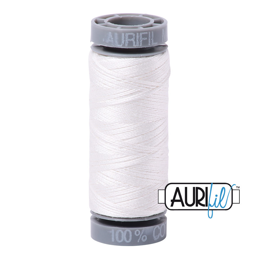 Aurifil 28wt 2021 Natural White 100% puuvilla -ompelulanka pieni