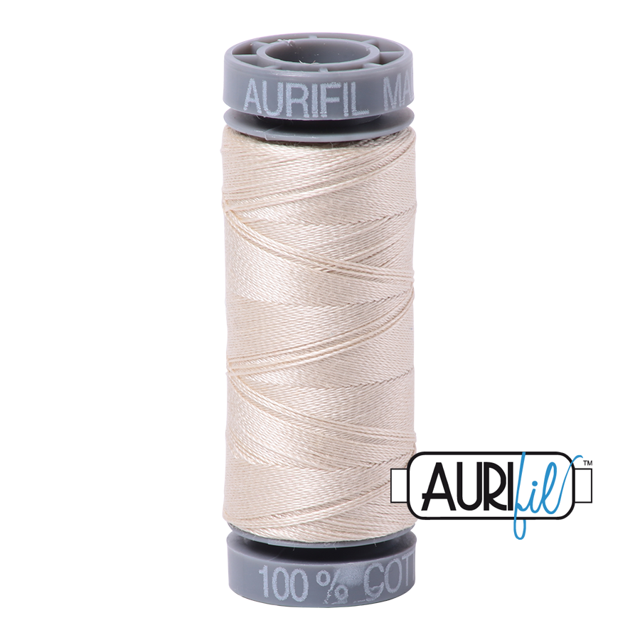 Aurifil 28wt 2310 Ljus Beige 100 % bomull sytråd liten