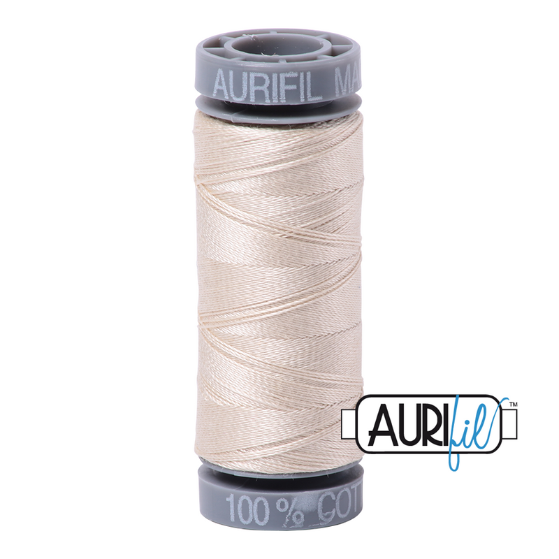 Aurifil 28wt 2310 Ljus Beige 100 % bomull sytråd liten