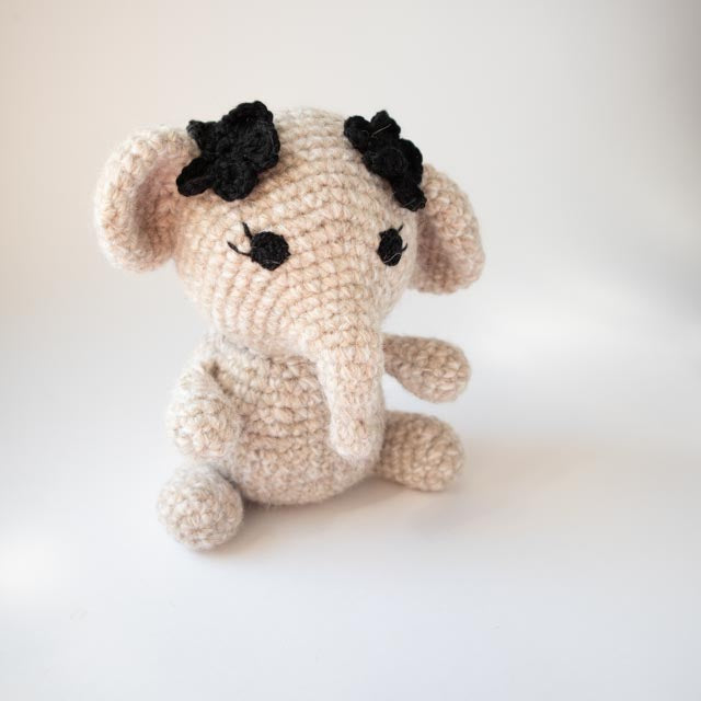 Norsu amigurumi-lelu