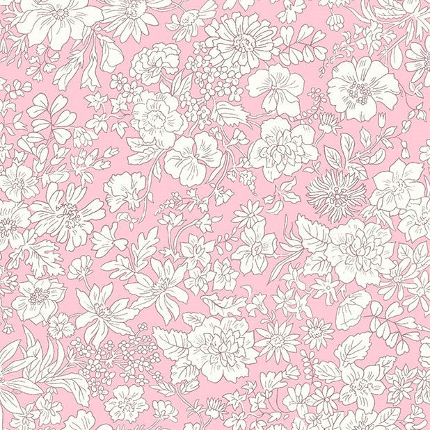 Vaaleanpunainen Liberty Emily Belle Candy Floss -puuvillakangas, jossa valkoisia kukka-aiheisia ääriviivapiirroksia.