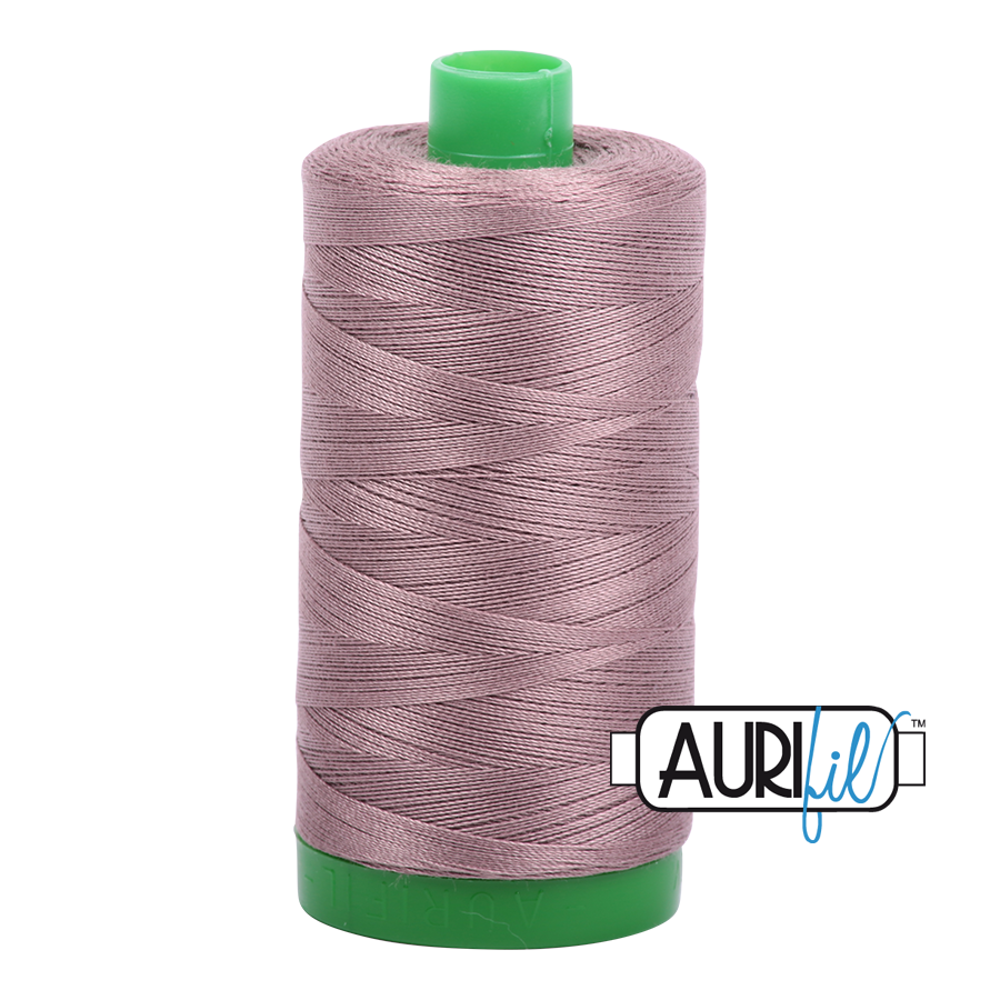 Aurifil 40wt 6731 Tiramisu 100% puuvilla -ompelulanka