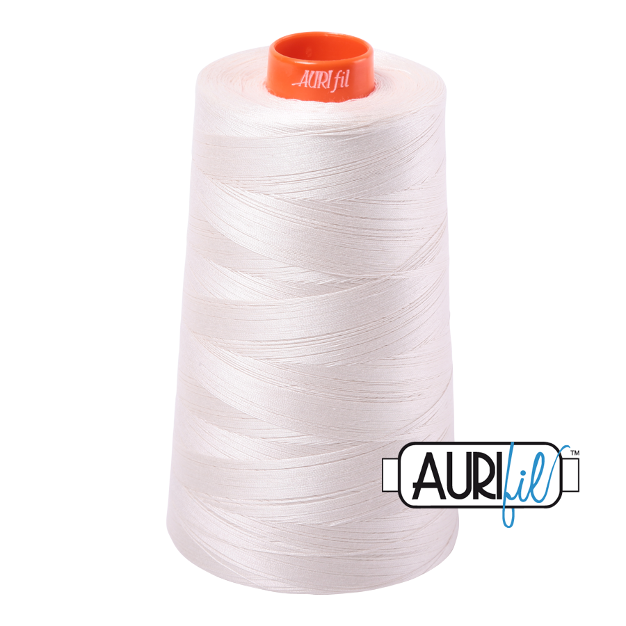 Aurifil Cone 50wt 2311 Muslin 100% puuvilla -ompelulanka kartiossa