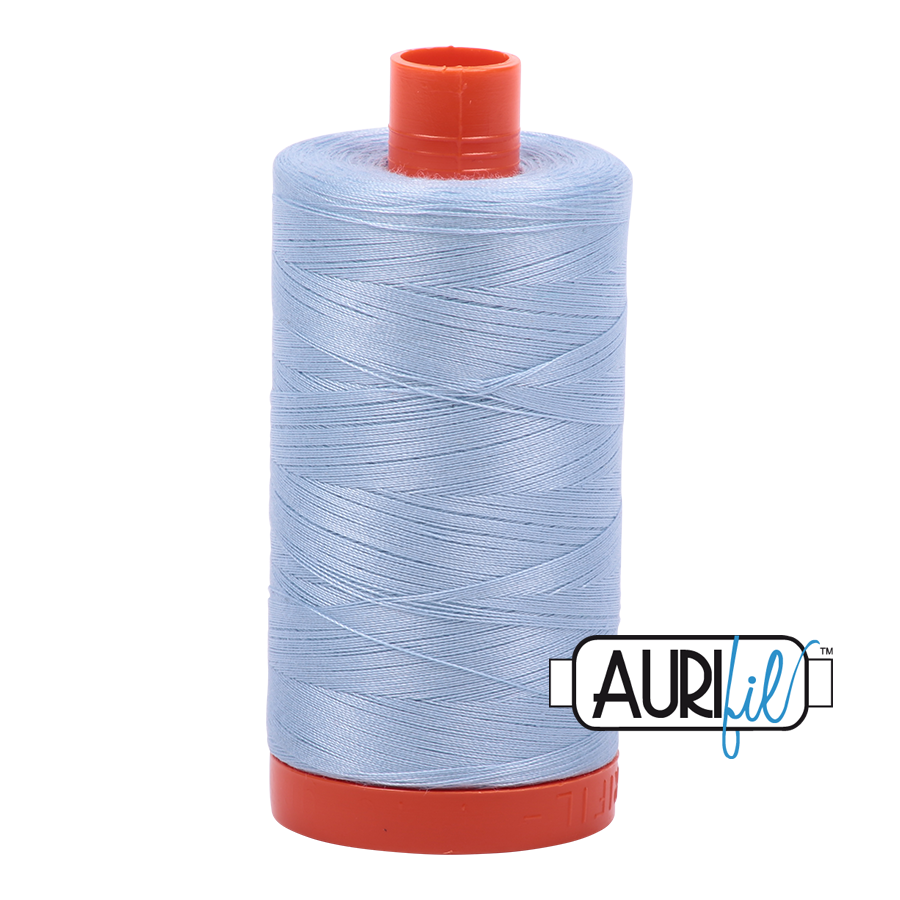 Aurifil 50wt 2710 Light Robins Egg 100% puuvilla -ompelulanka