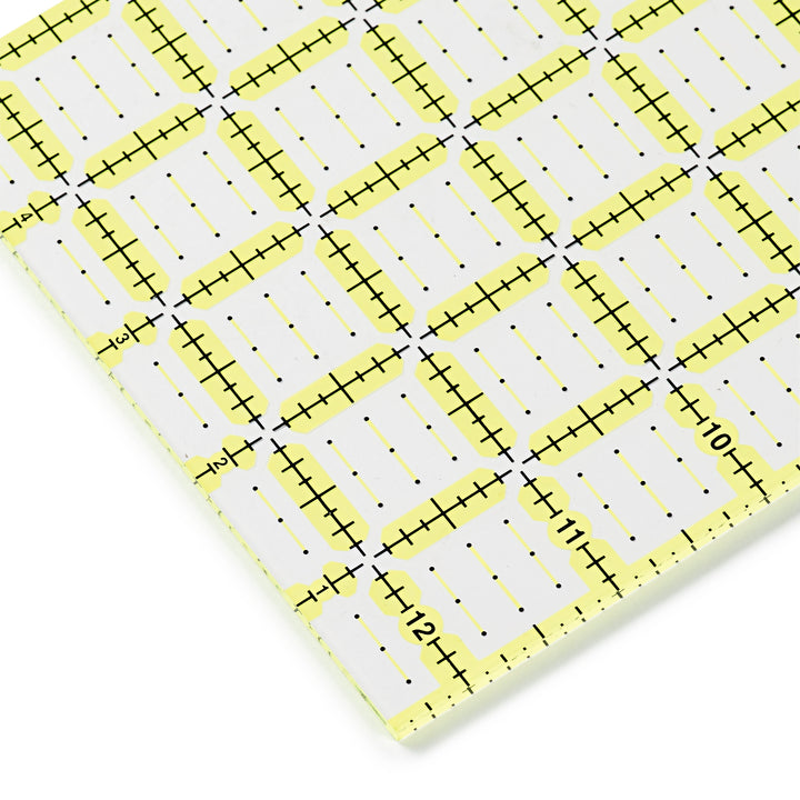 Prym Omnigrip liukumaton viivain 12.5x12.5 tuumaa