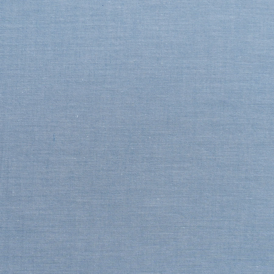 Tilda Chambray Blue yksivärinen, lankavärjätty puuvillakangas, ajaton ja pehmeä tekstuuri ompelu- ja tilkkuprojekteihin.