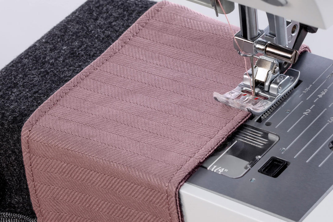 Pfaff Quilt Ambition 635 -ompelukone värikosketusnäytöllä