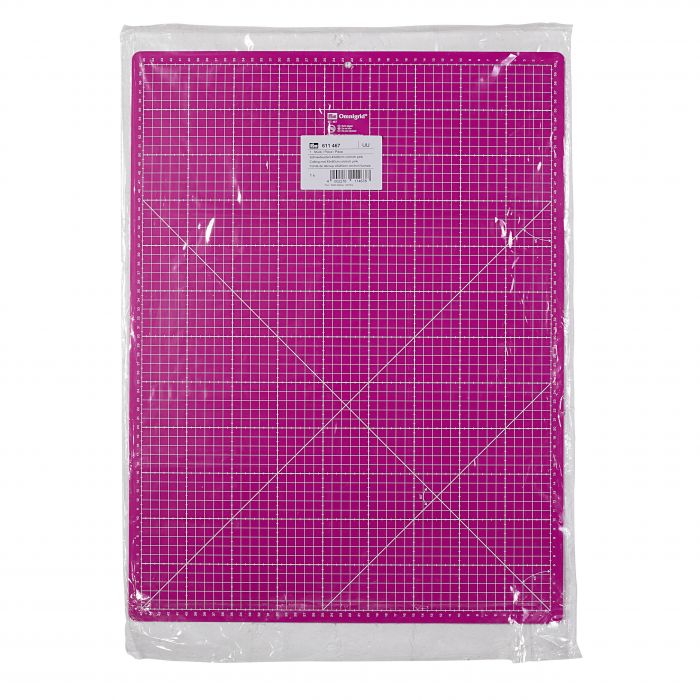Omnigrid leikkuualusta 60×45 cm magenta – suuri itsekorjautuva leikkuualusta sentti- ja tuumamitoilla tilkkuiluun ja ompeluun.