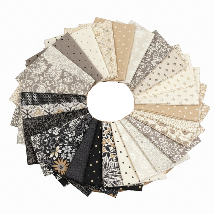 BasicGreyin suunnittelema Posh kokoelman musta–harmaa–beige puuvillakangasnippu