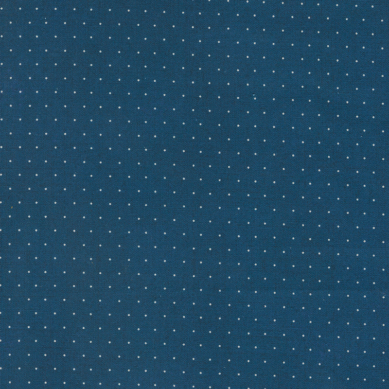 Lydia's Lace 31690-15 Indigo Pin Dot -puuvillakangas, Betsy Chutcianin suunnittelema, tummansinisella pohjalla