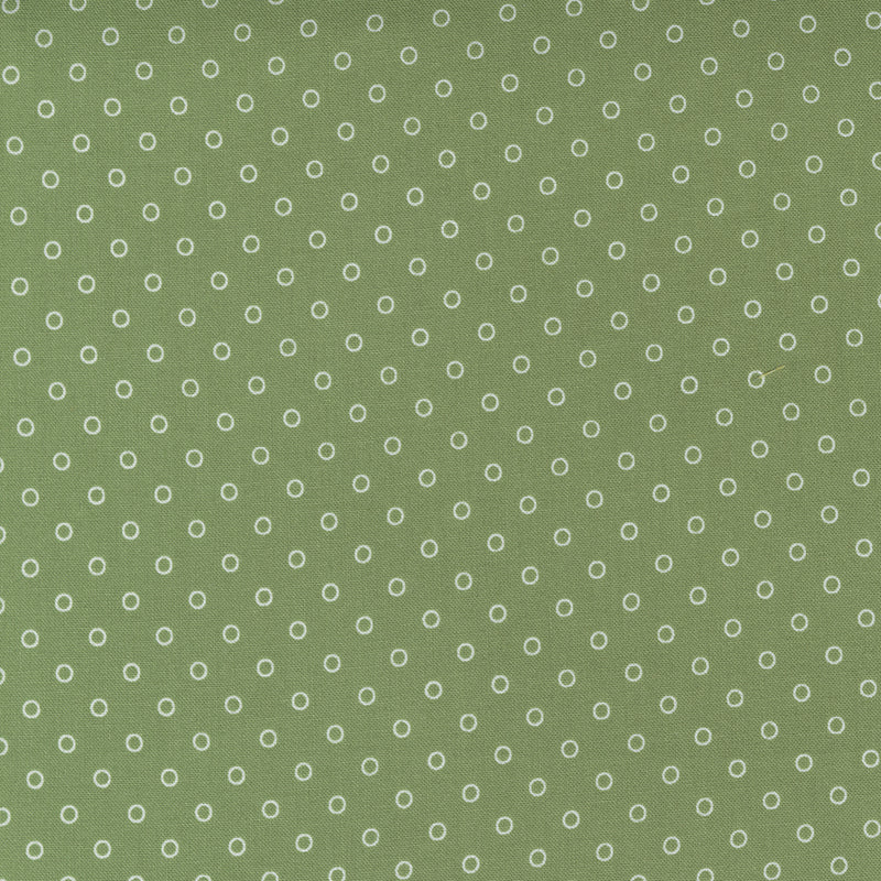  Nantucket Summer -kokoelmasta Smitten Dot Grass -kangas, suunnittelijana Camille Roskelley. Vihreä pohja, täplä.