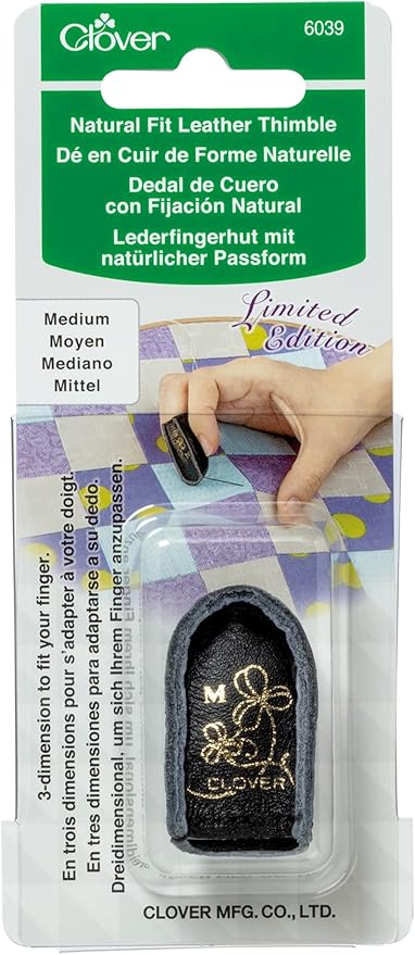 Clover Natural Fit Leather Thimble M, nahkasormustin, M-koko, musta ergonominen sormustin käsinompeluun