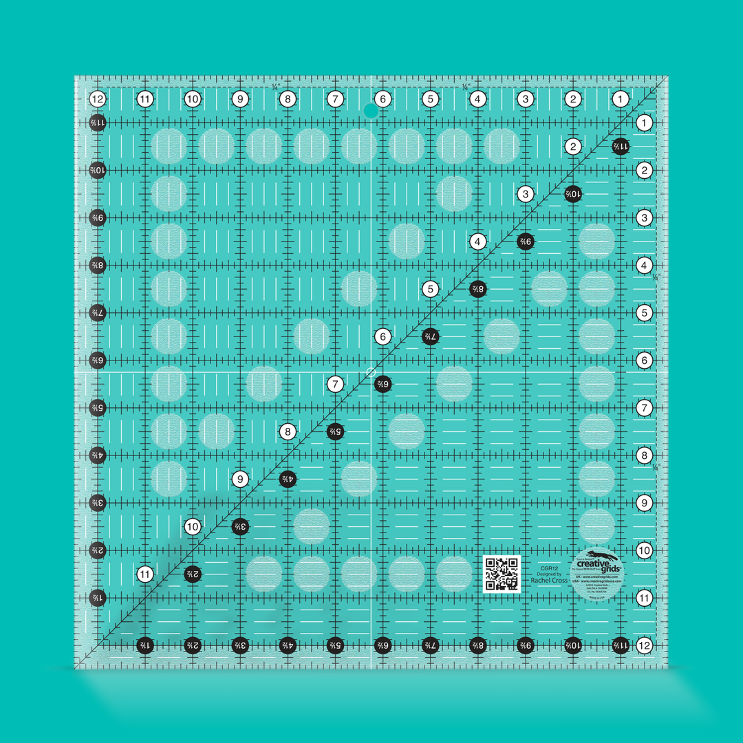 Creative Grids neliöviivain 12.5x12.5 tuumaa CGR12, liukumaton tilkkutyöviivain Rachel Cross