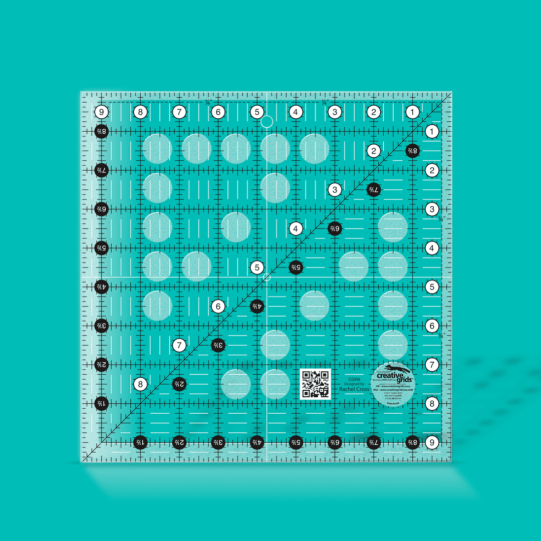 Creative Grids neliöviivain 9.5x9.5 tuumaa CGR9, liukumaton tilkkutyöviivain Rachel Cross