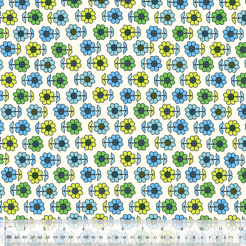 Denyse Schmidt Bonny Daisy Blue 53641-1 puuvillakangas – sinisävyinen kukka-aiheilla kuvioitu kangas tilkkutöihin.