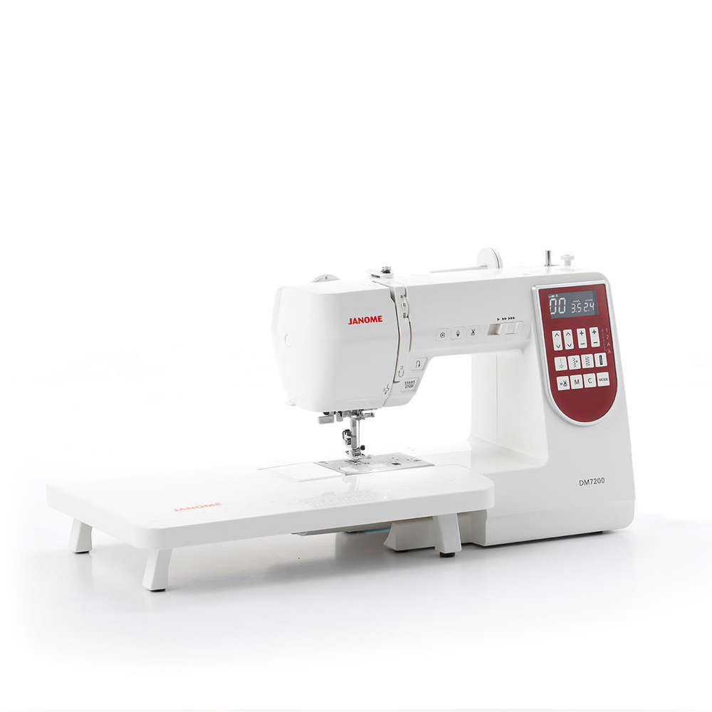 Janome Decor Monogram 7200 - ompelukone, jossa LCD-näyttö ja lisätaso, sopii tilkkuiluun ja vaateompeluun.