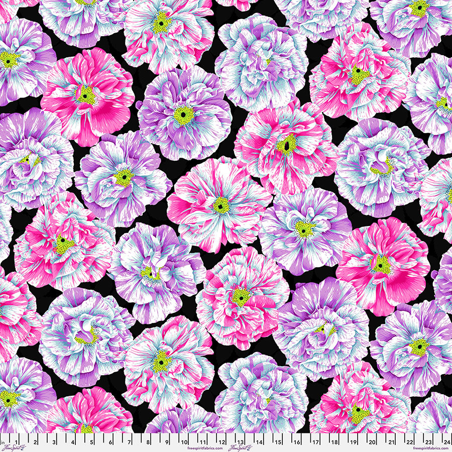 Kaffe Fassett Bouffant Contrast -kangas, suuret vaaleanpunaiset ja lilat kukat mustalla pohjalla – PWPJ061.CONTRAST