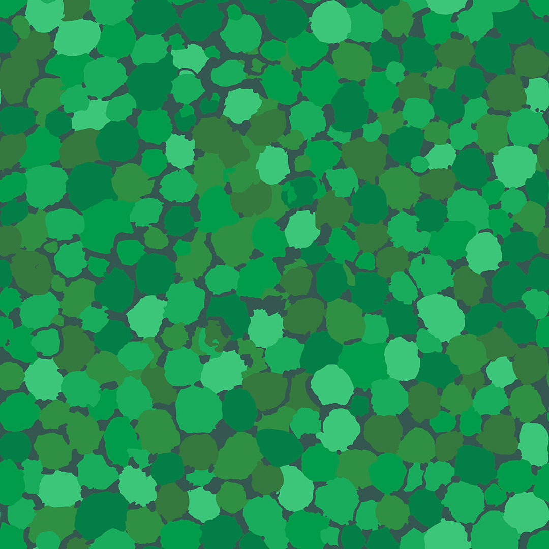Kaffe Fassett Collective Reflections Green -puuvillakangas, jossa pilkkumainen kuvio metsänvihreän ja harmaan sävyissä.