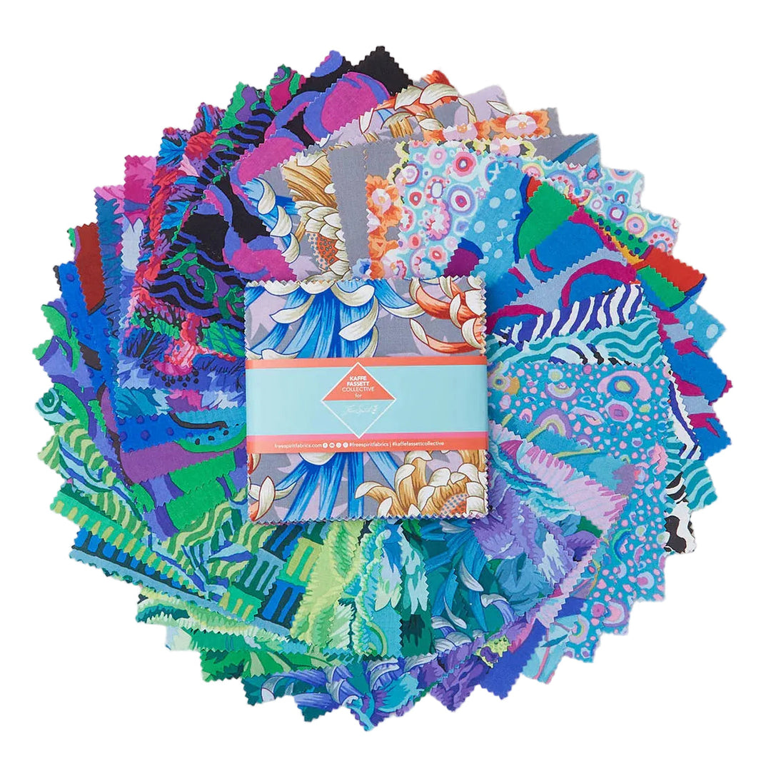 Kaffe Fassett Collectiven August 2025 kokoelman Cool 5" Charm - kangasnippu, sininen,vihreä 