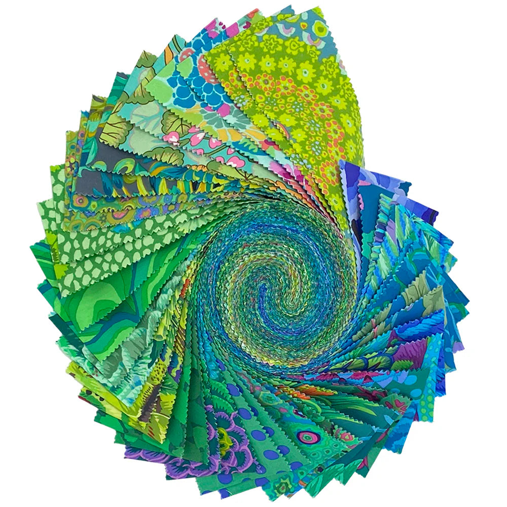 Kaffe Fassett Collectiven Classics Plus Tidal Charm nippu 42 vihreää kangaspalaa