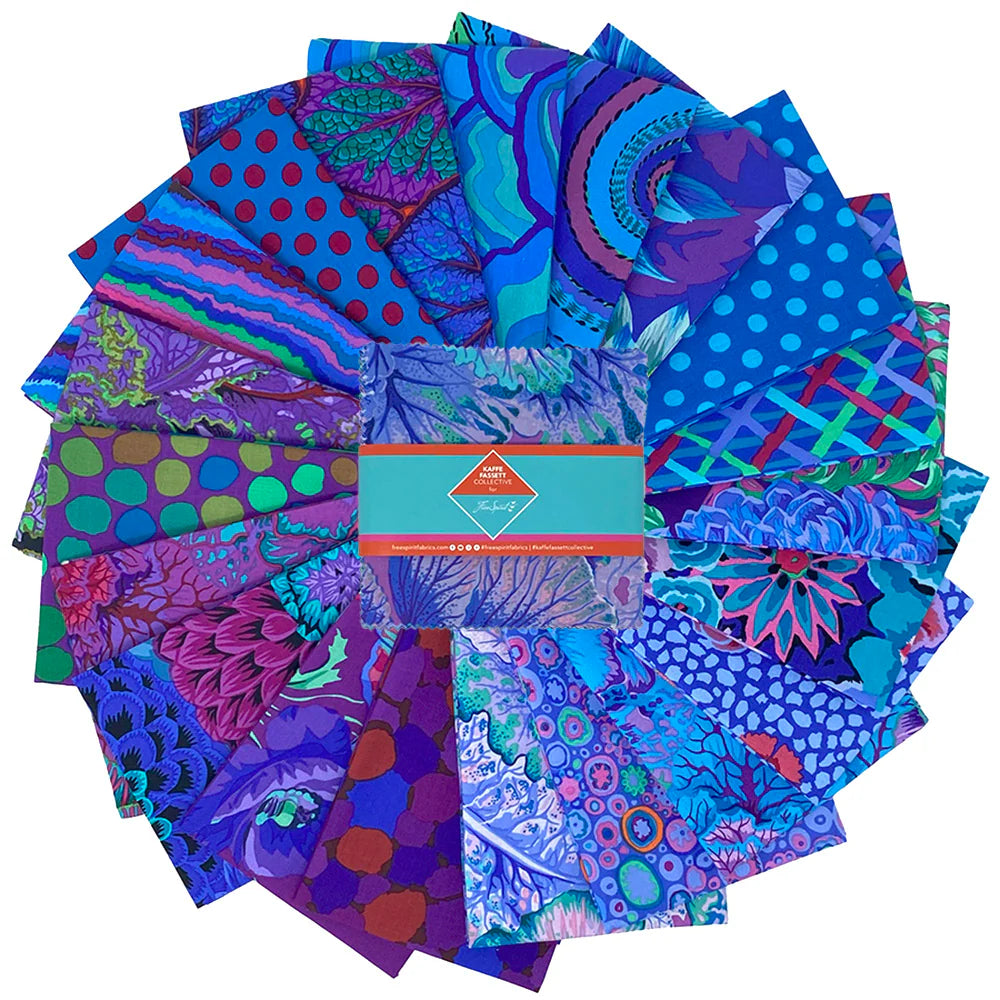 Kaffe Fassett Collectiven Classics Plus Royal charm nippu 42 kangaspalaa, sininen