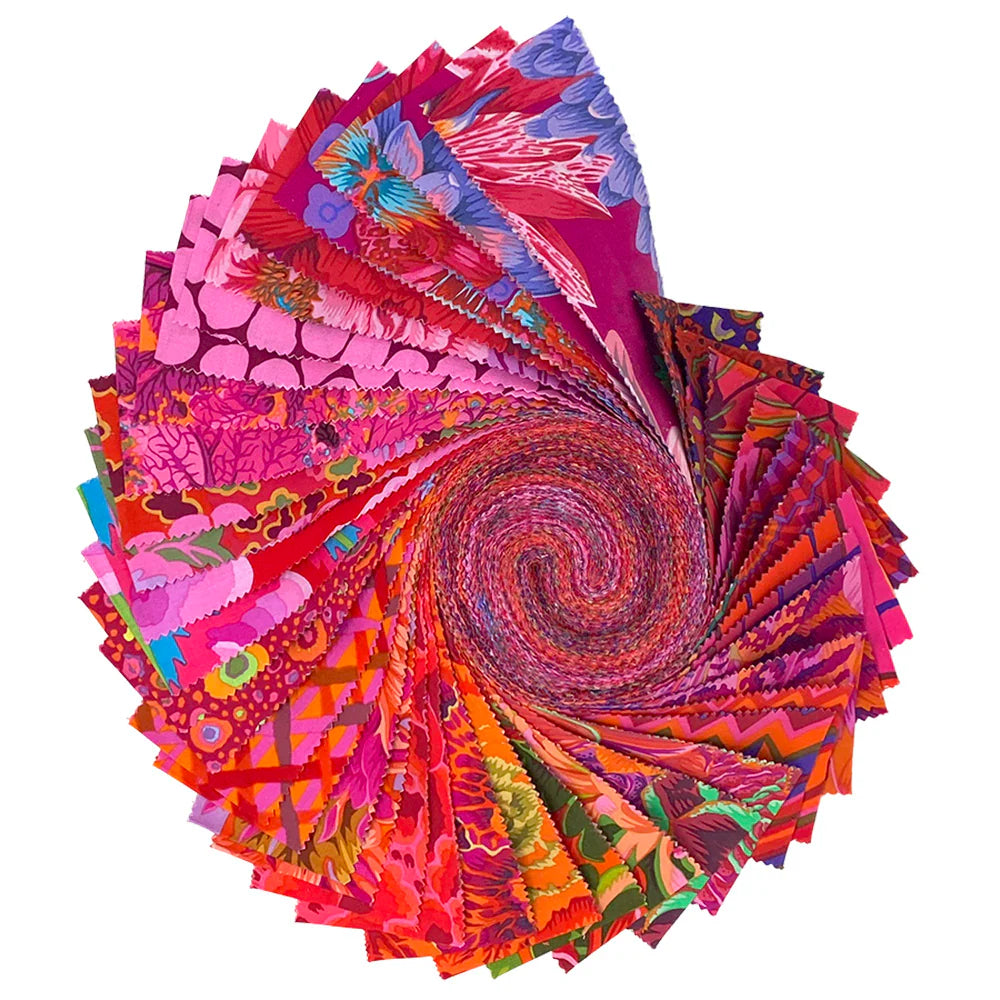 Kaffe Fassett Collectiven Classics Plus Ruby kaitalerulla 40 kangaspalaa, punainen