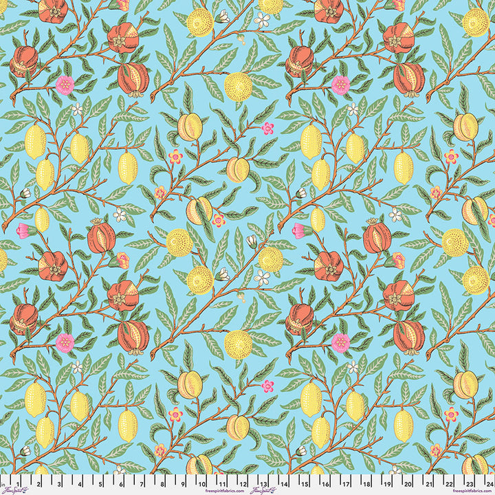 Kaffe X Morris&Co. - Fruit Duck Egg  PWKW010.DUCKEGG puuvillakangas,  jossa yhdistyvät William Morrisin ikoniset kuviot ja Kaffe Fassettin rohkeat värit.