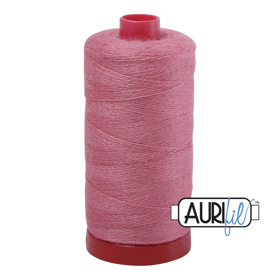 Aurifil Wool 12wt 8431 Rosy Melon villasekoite -ompelulanka