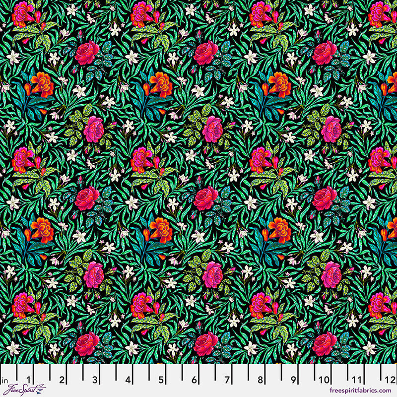 SM Victorian Noir -puuvillakangas, Language of Flowers -kokoelmasta, suunnittelija Odile Bailloeul, Free Spirit Fabrics, romanttinen kukkakuvio mustalla pohjalla.